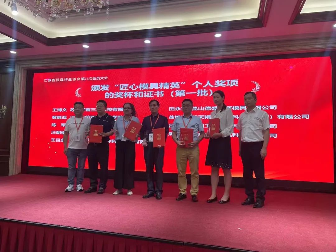 ea11e679d7534b30f2dffd05f35868dd